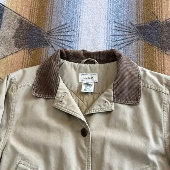 Vintage Women’s L.L. Bean Quilt Lined Barn Coat Size Petite Medium Corduroy - Picture 6 of 12